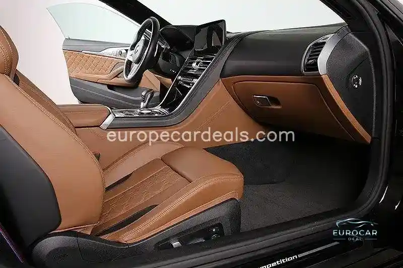 BMW M8
