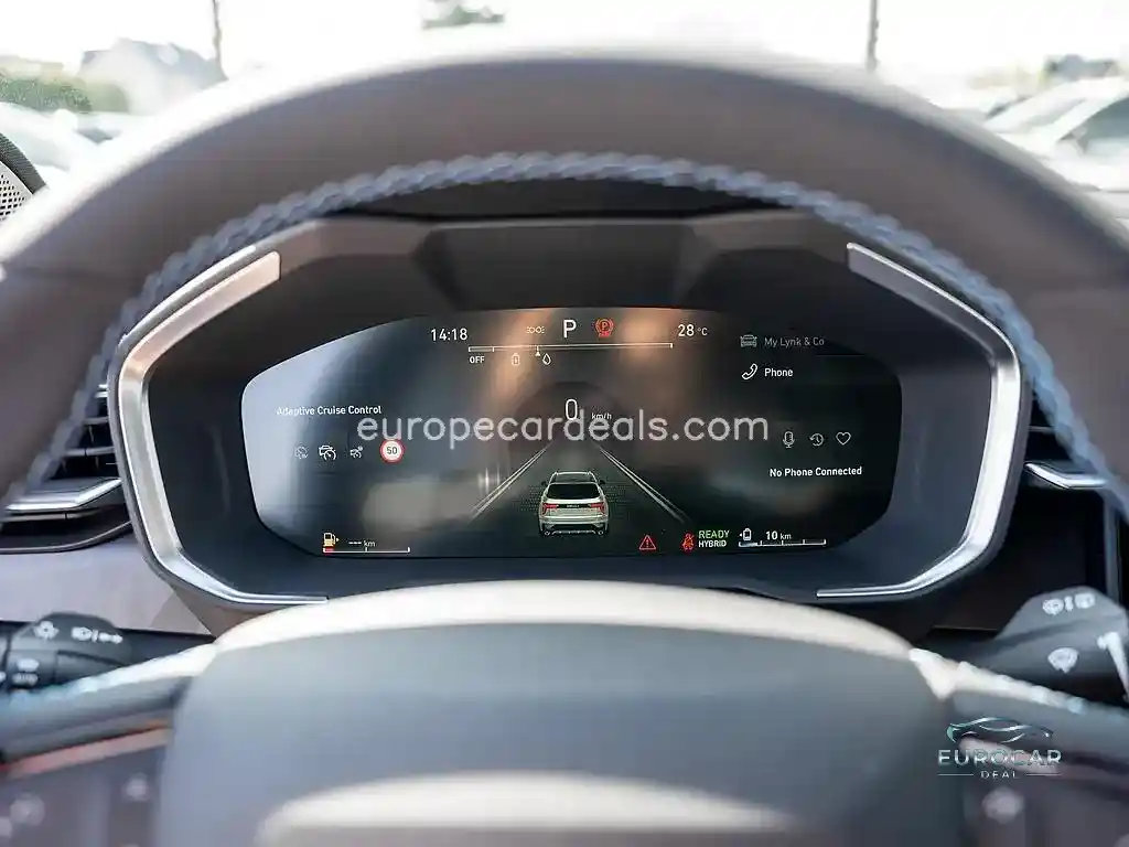 Lynk&Co 01