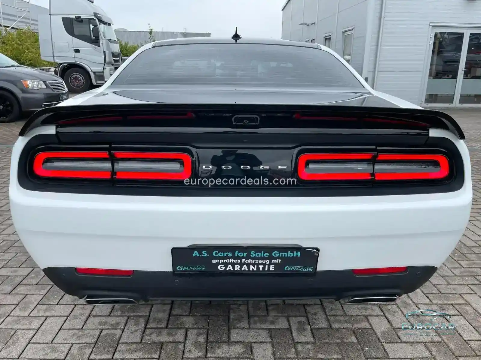 Dodge Challenger