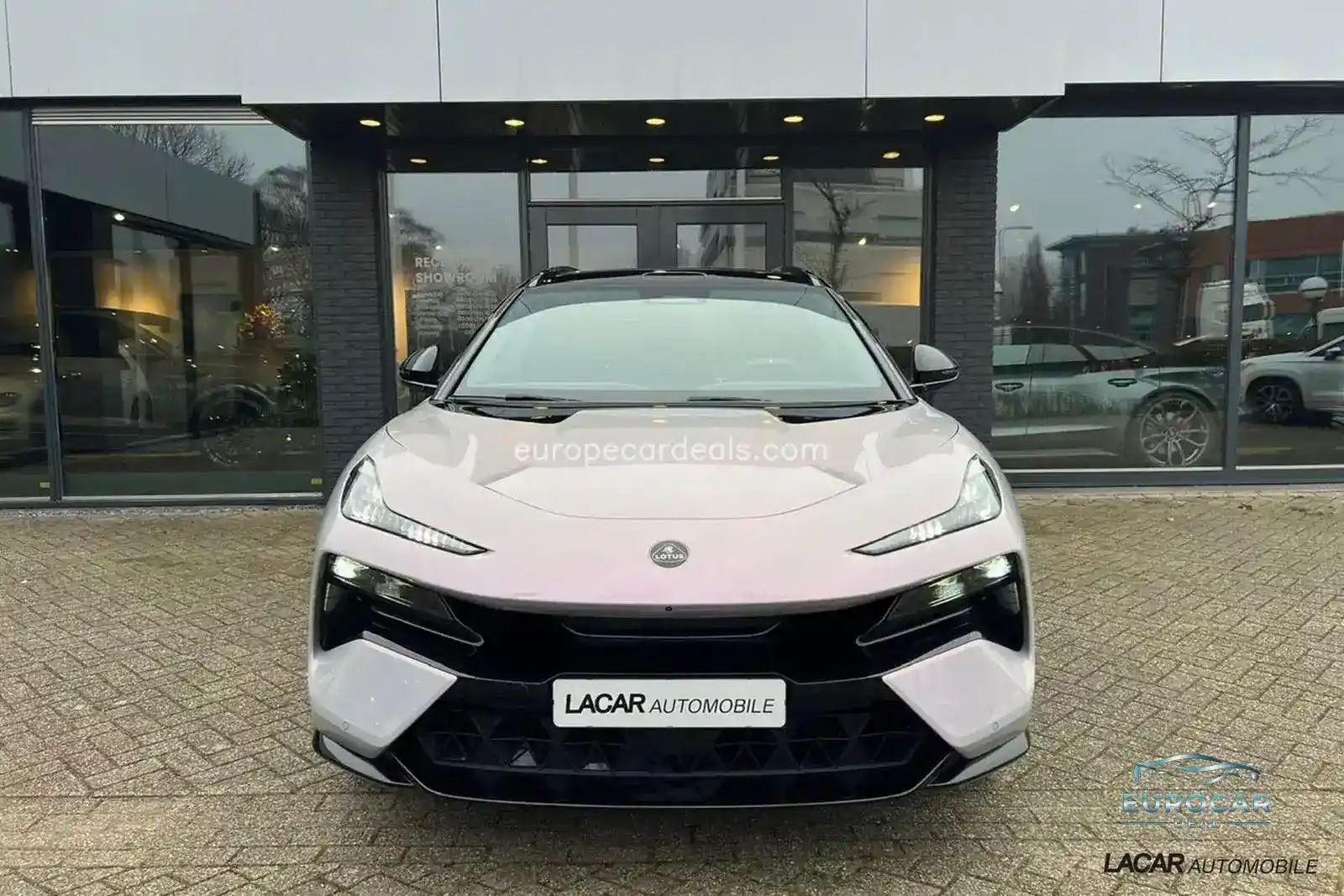 Lotus Eletre