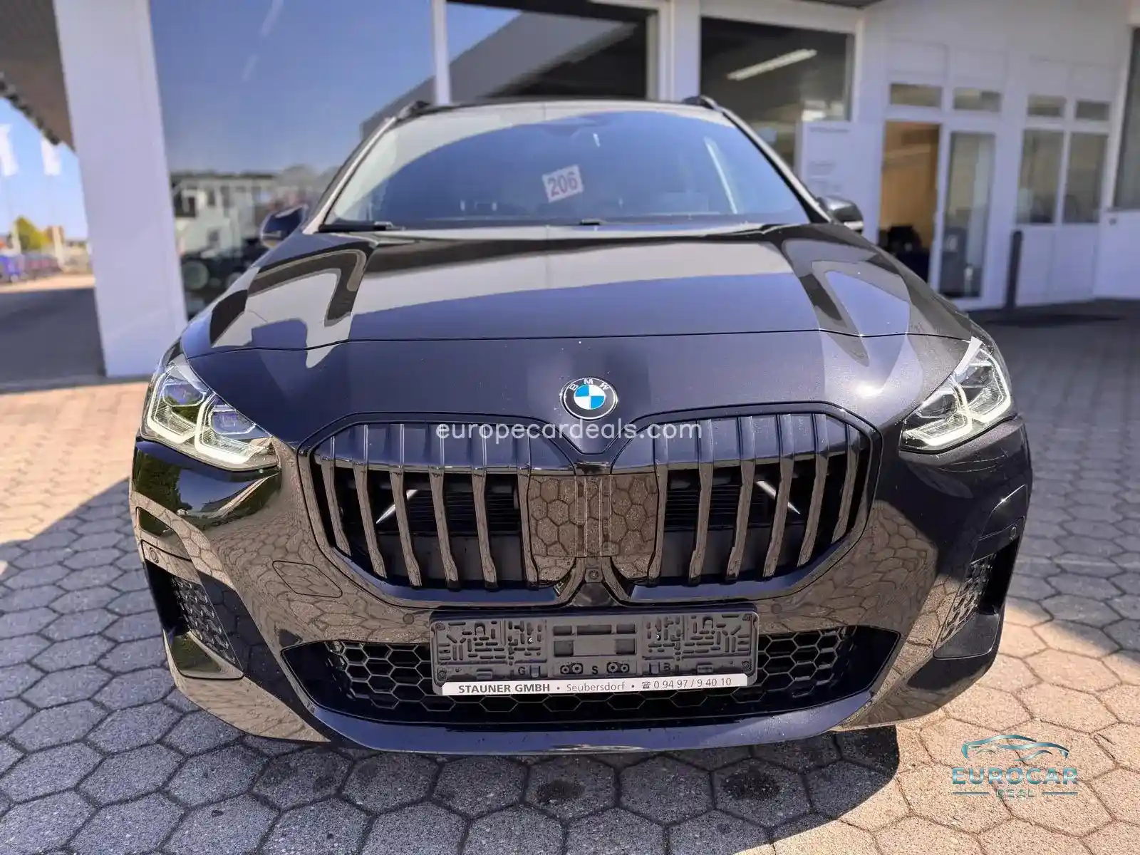 BMW 218