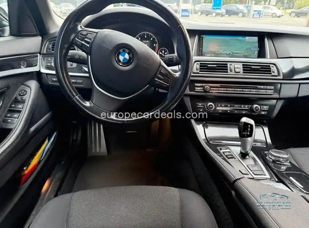 BMW 520