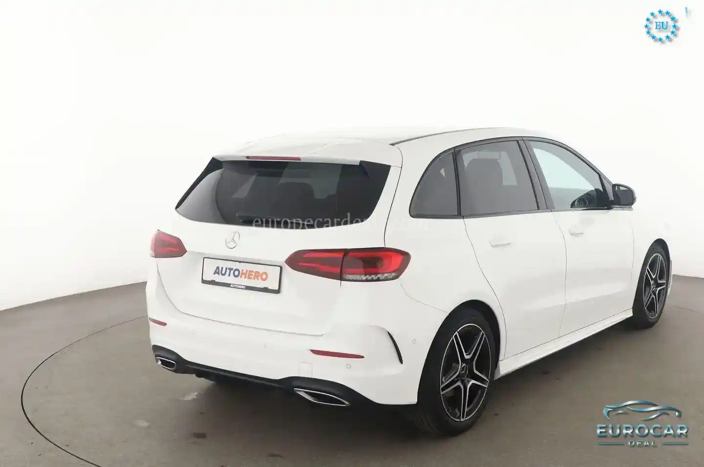 Mercedes-Benz B 180