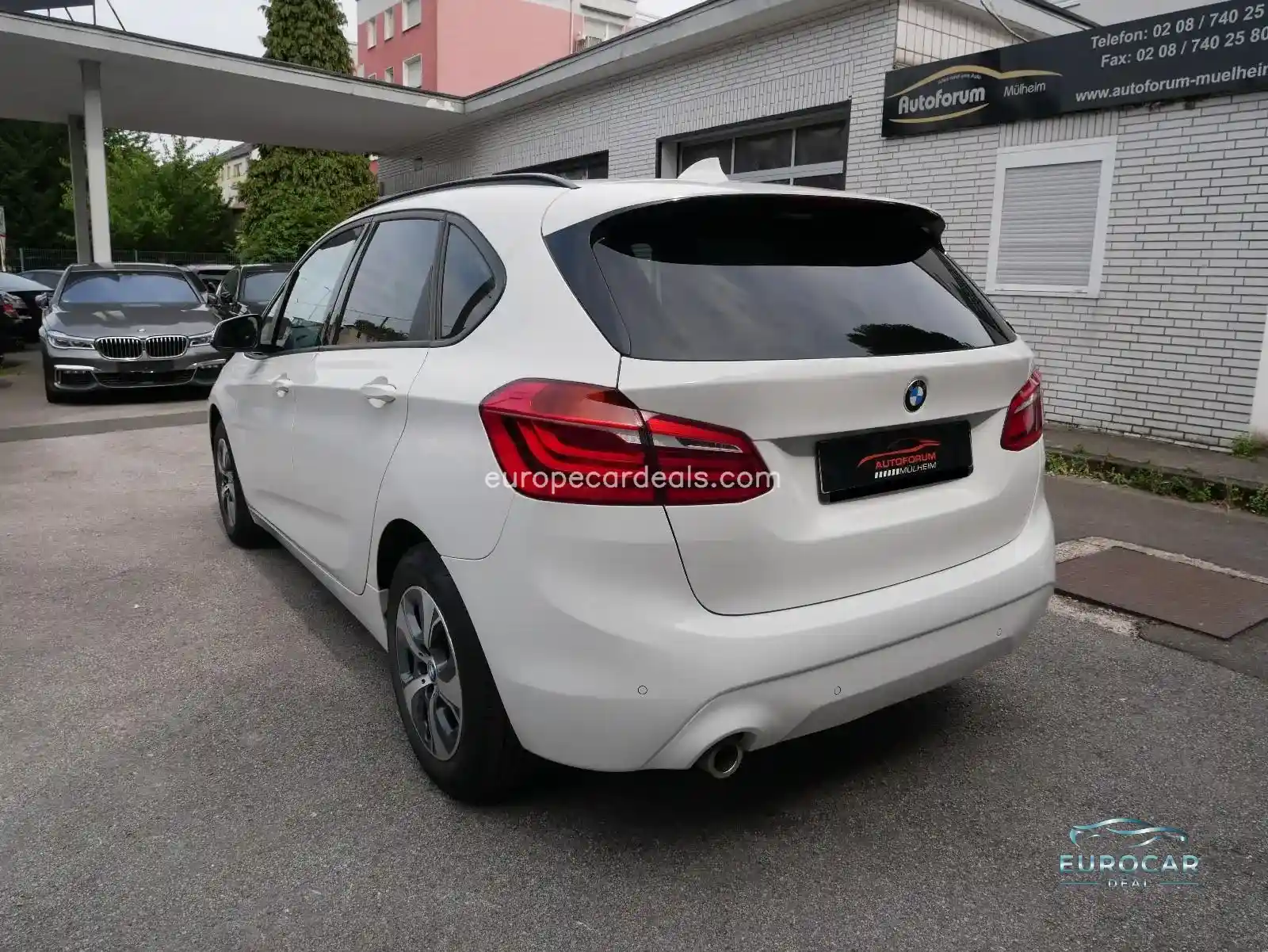 BMW 216