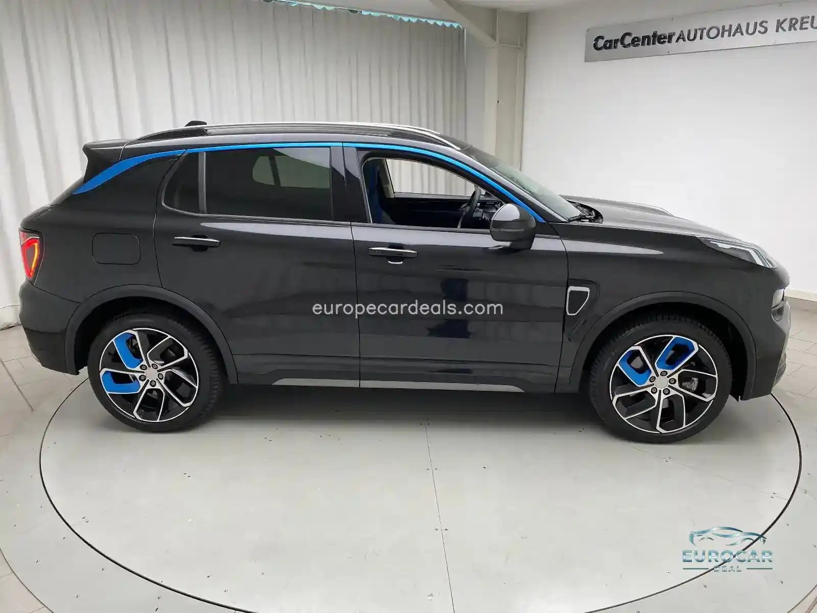 Lynk&Co 01