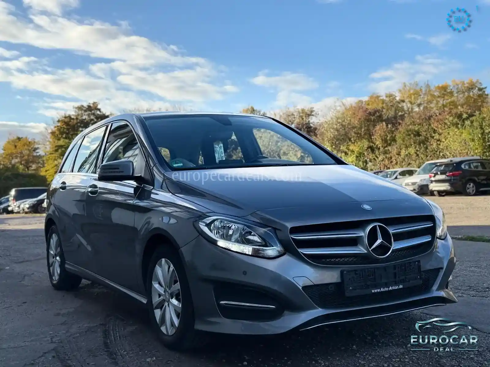 Mercedes-Benz B 180