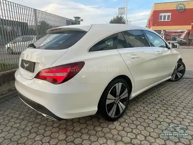 Mercedes-Benz CLA 200 Shooting Brake