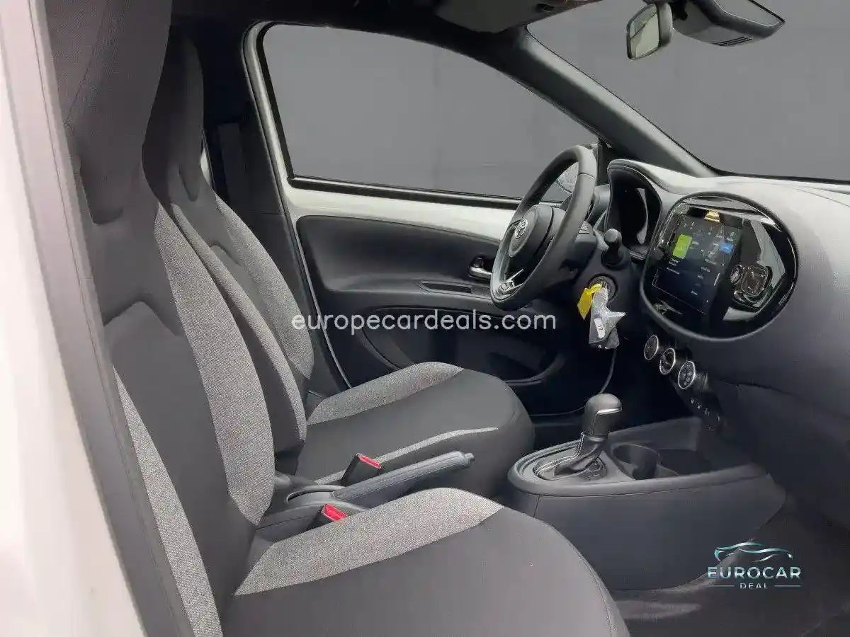 Toyota Aygo (X)