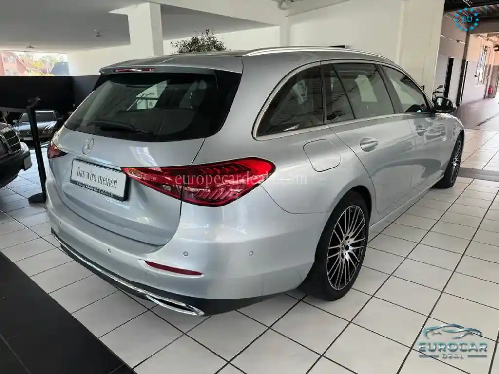 Mercedes-Benz C 220