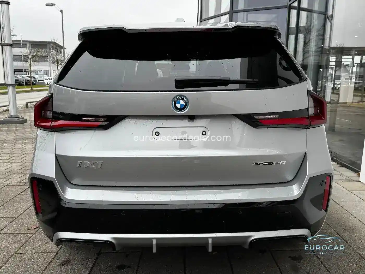 BMW iX1