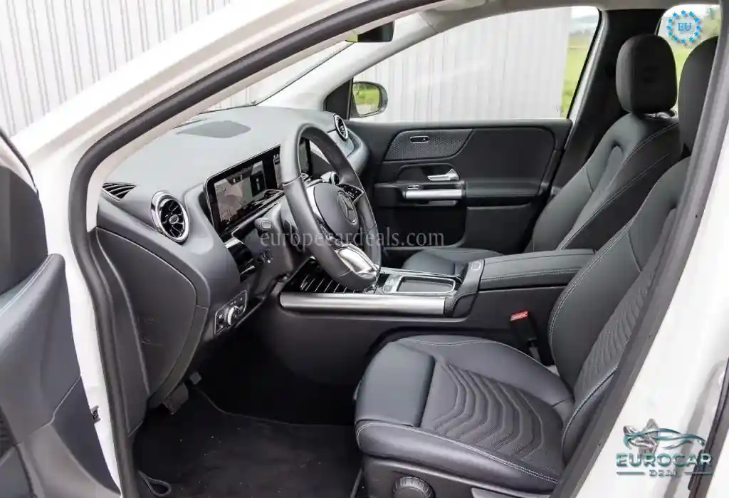 Mercedes-Benz B 180