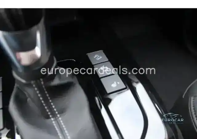 4×4 Double Cab V-CROSS Automatik