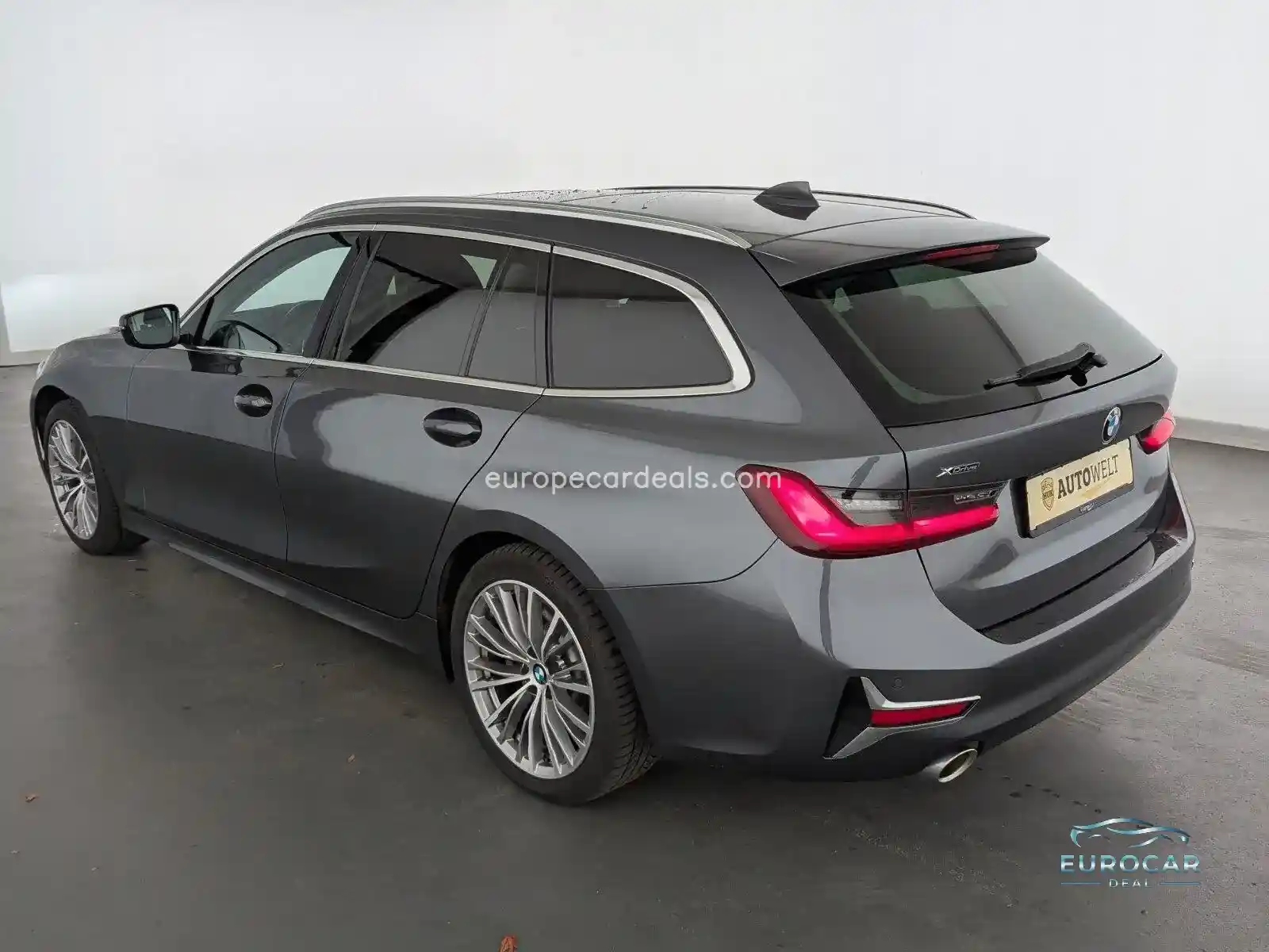 BMW 330