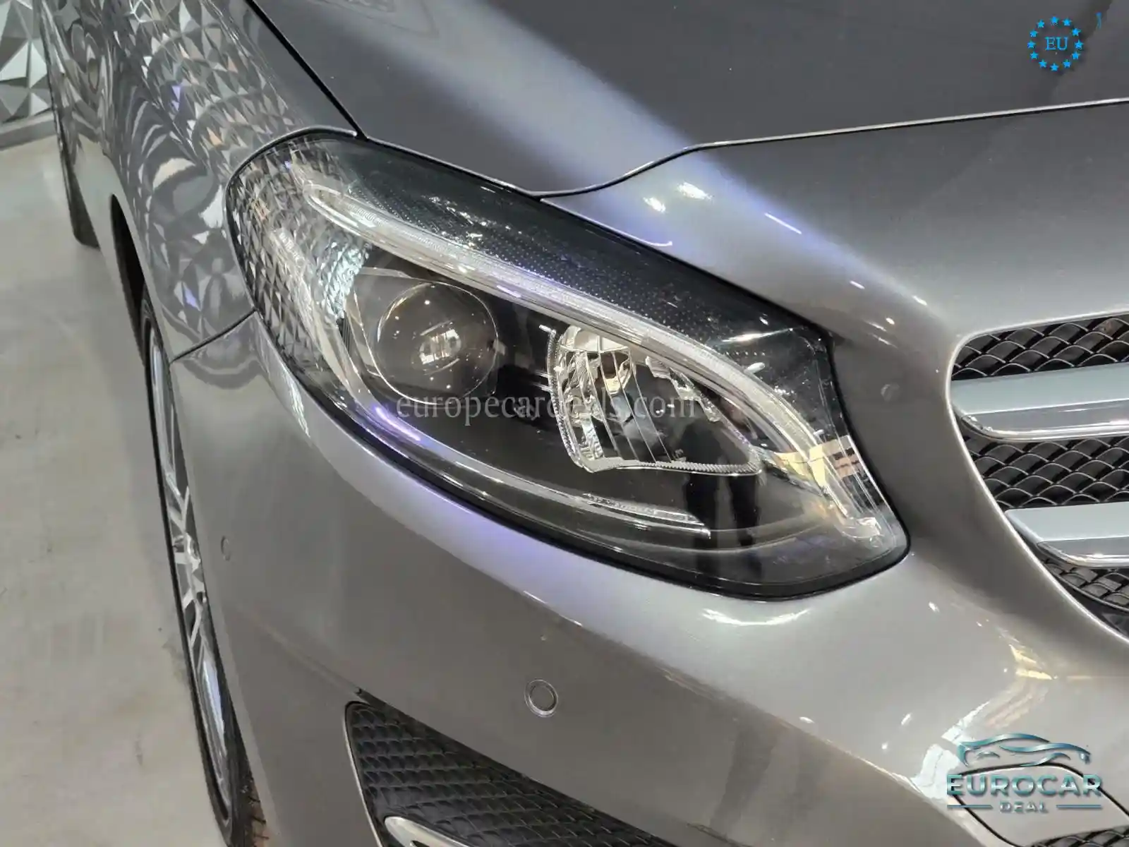 Mercedes-Benz B 200