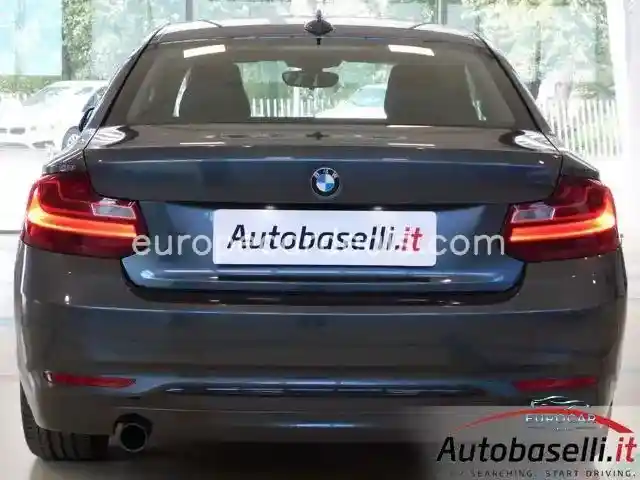 BMW 218