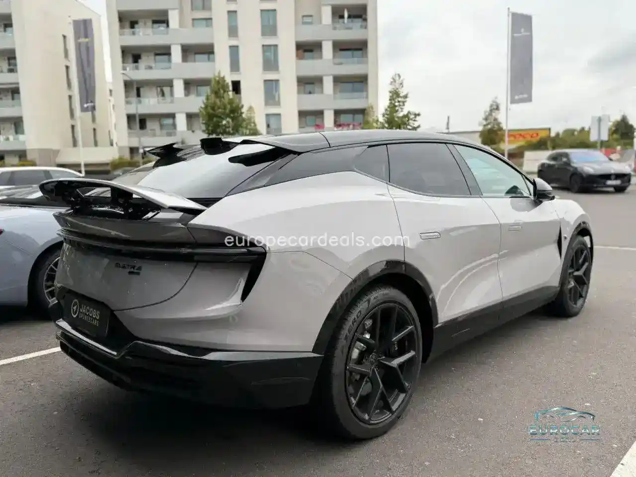 Lotus Eletre