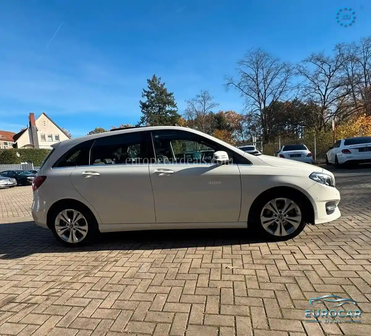 Mercedes-Benz B 180
