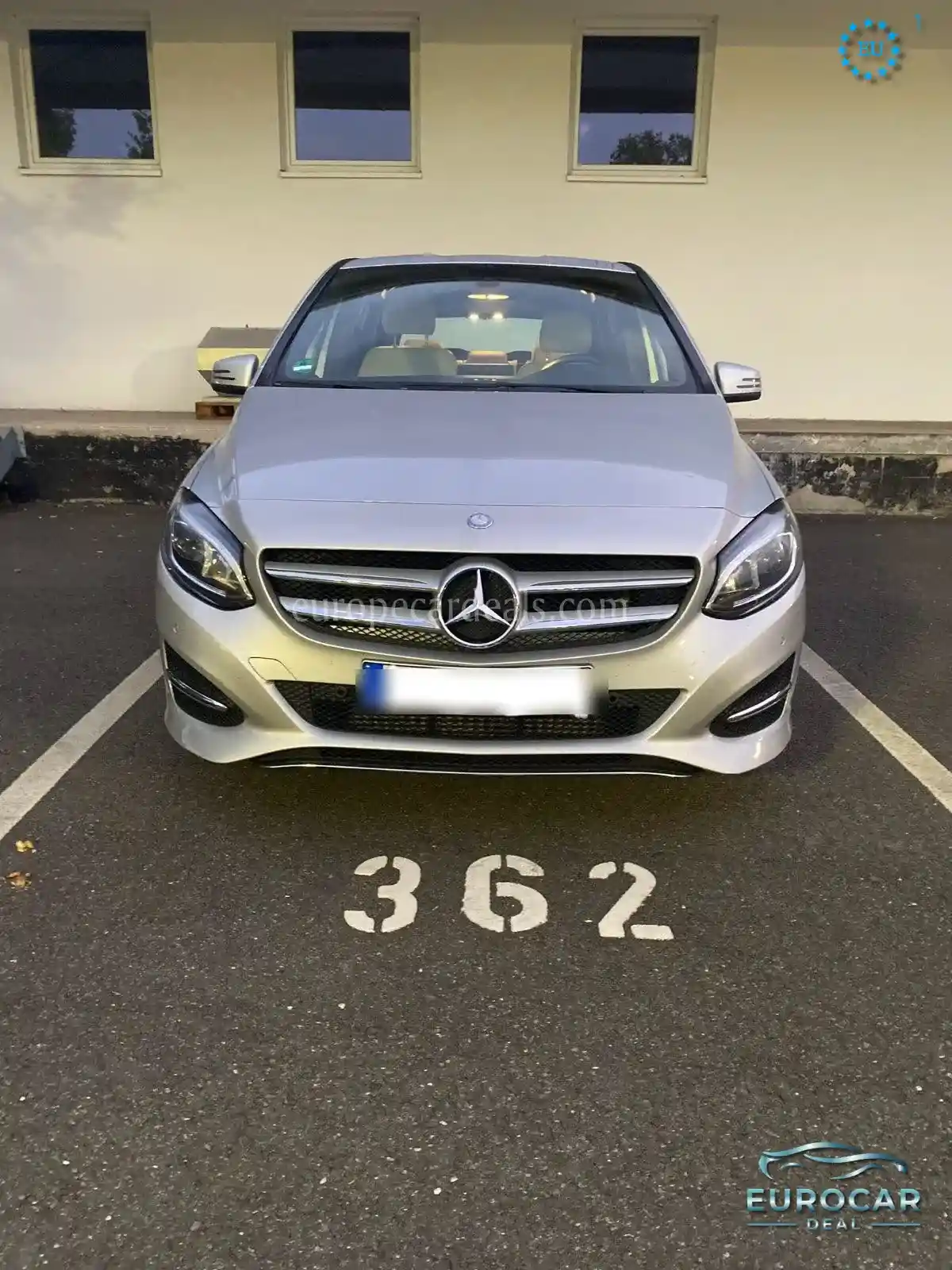 Mercedes-Benz B 180