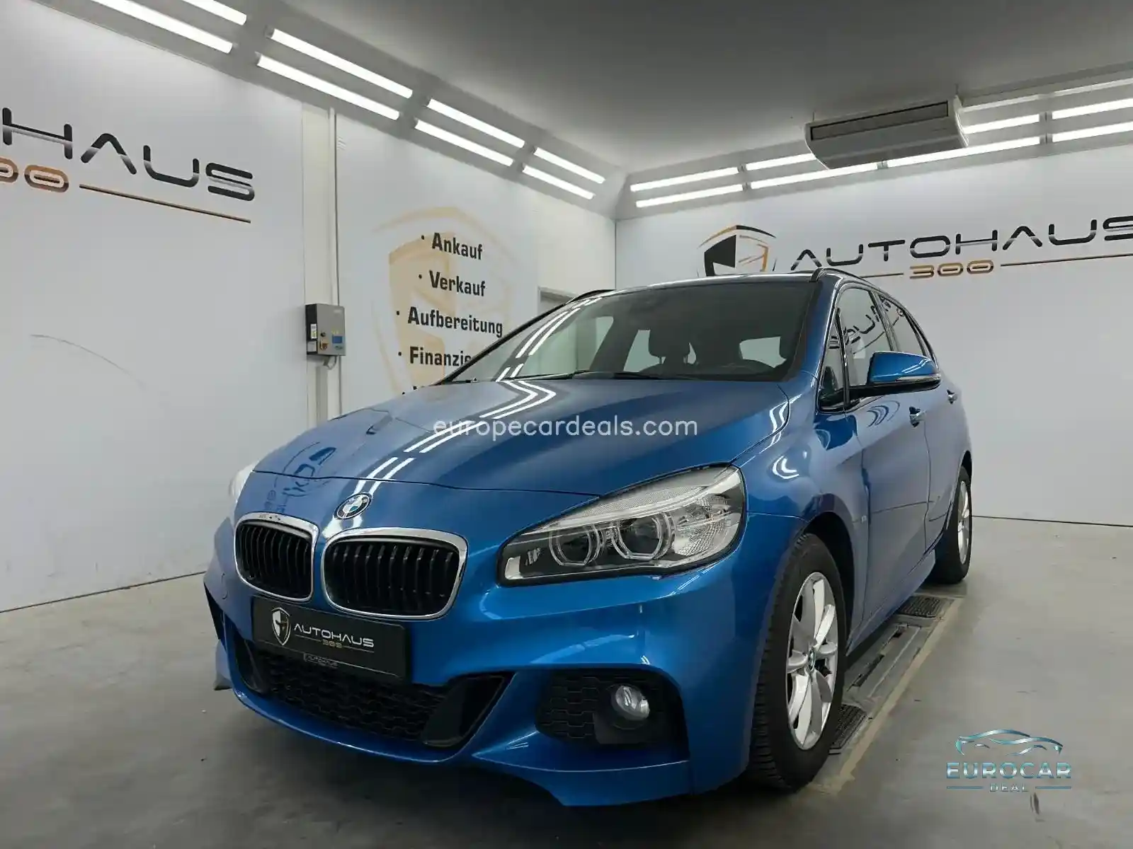 BMW 220