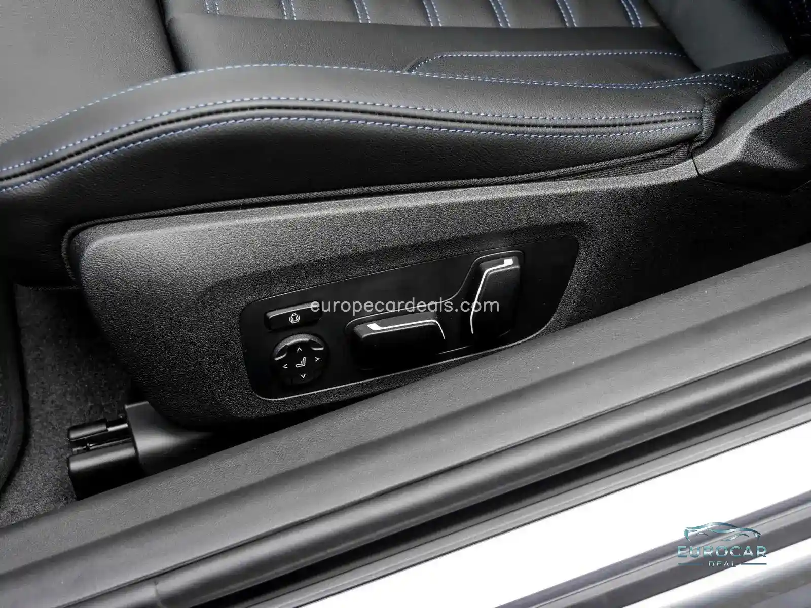 BMW M240i