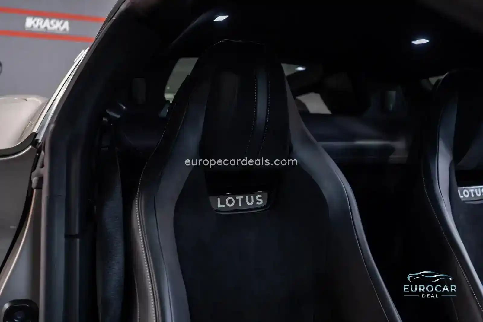 Lotus Emira