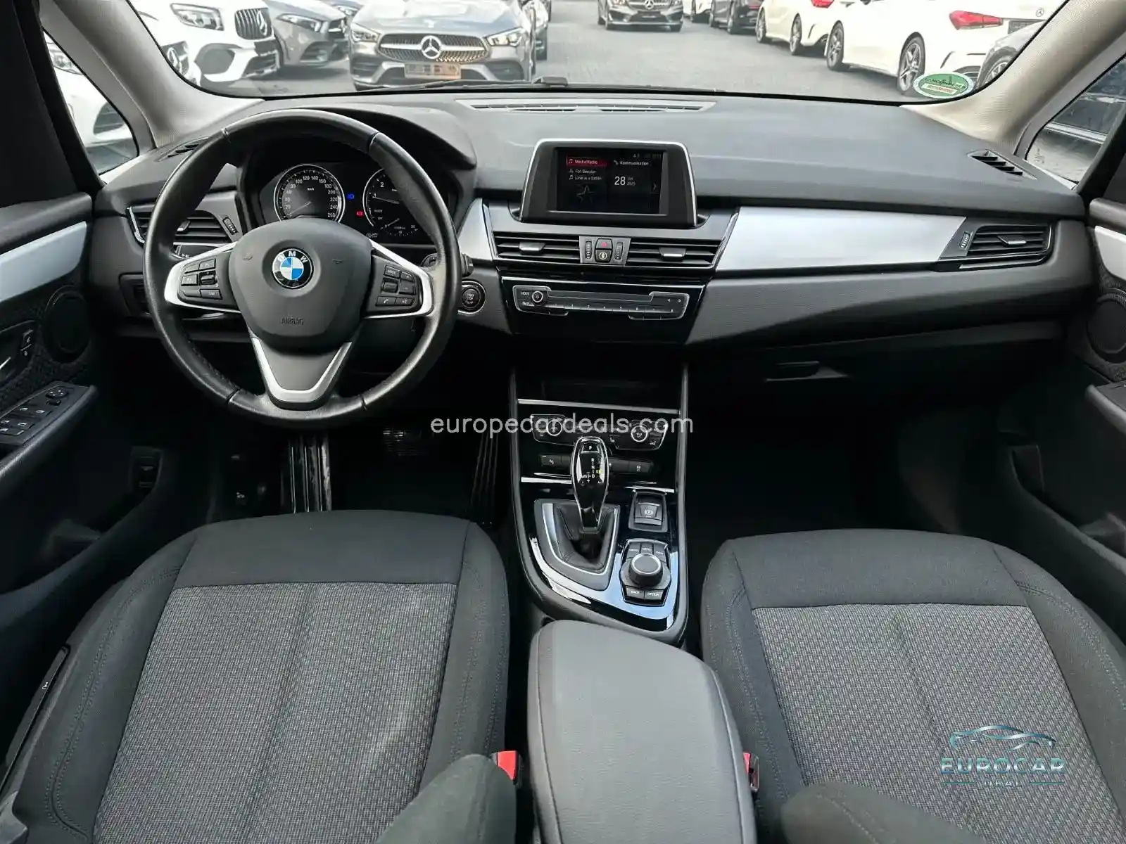 BMW 218