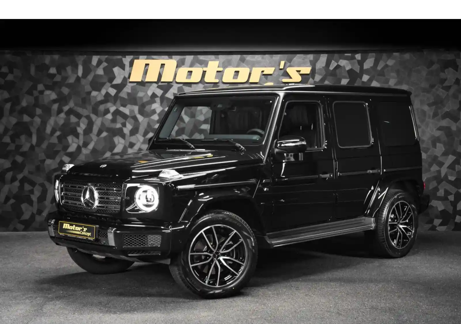 Mercedes-Benz G 500