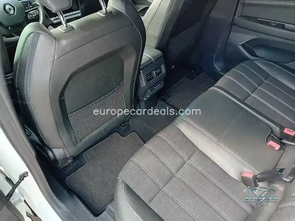Renault Alaskan