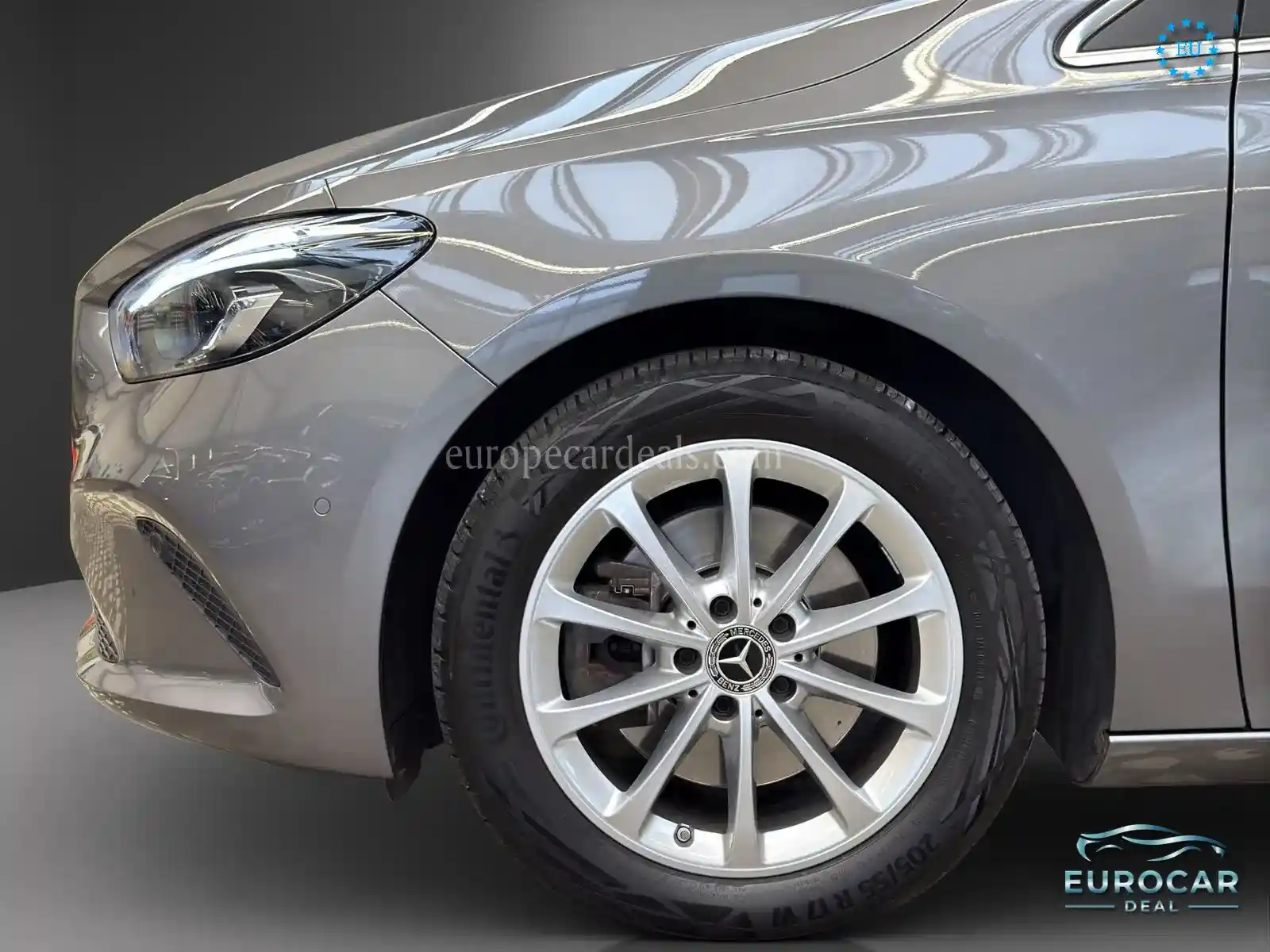 Mercedes-Benz B 220