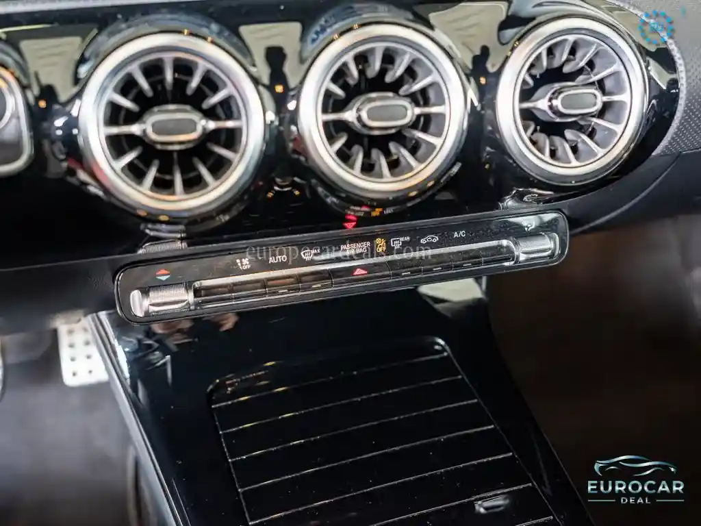 Mercedes-Benz CLA 220 Shooting Brake