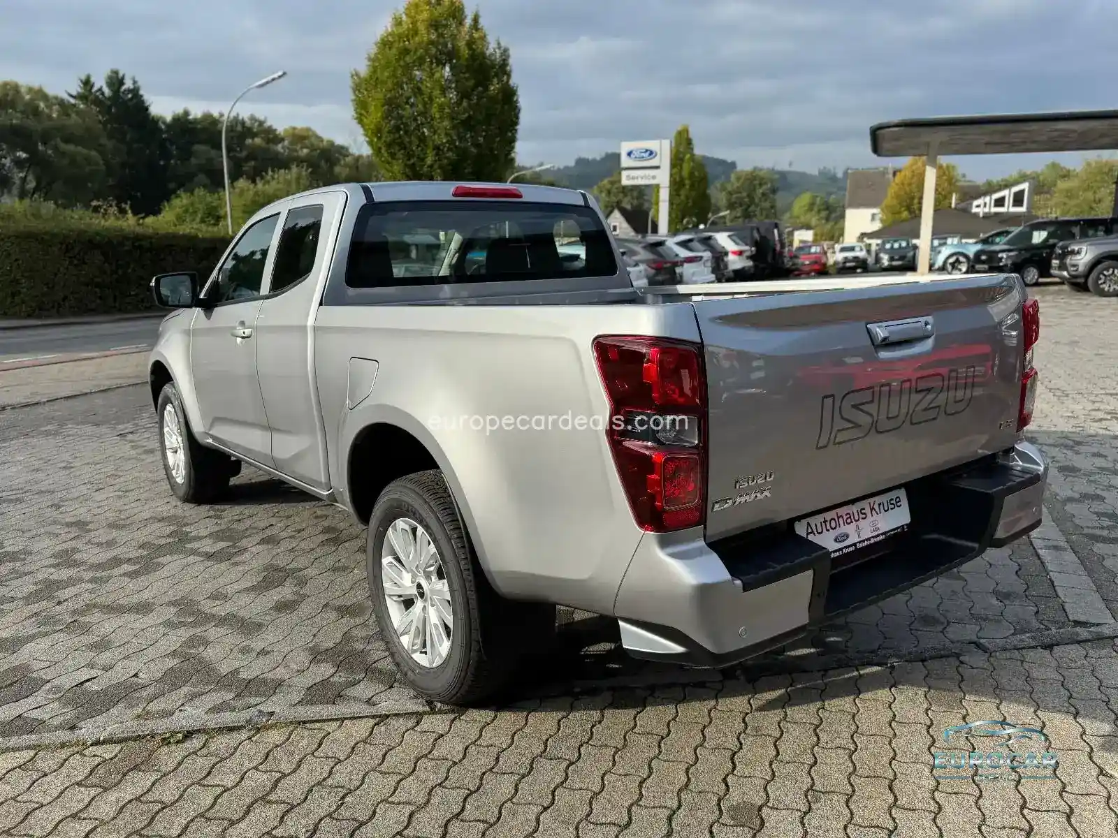 Space Cab 4×4 Aut. LS 120kW