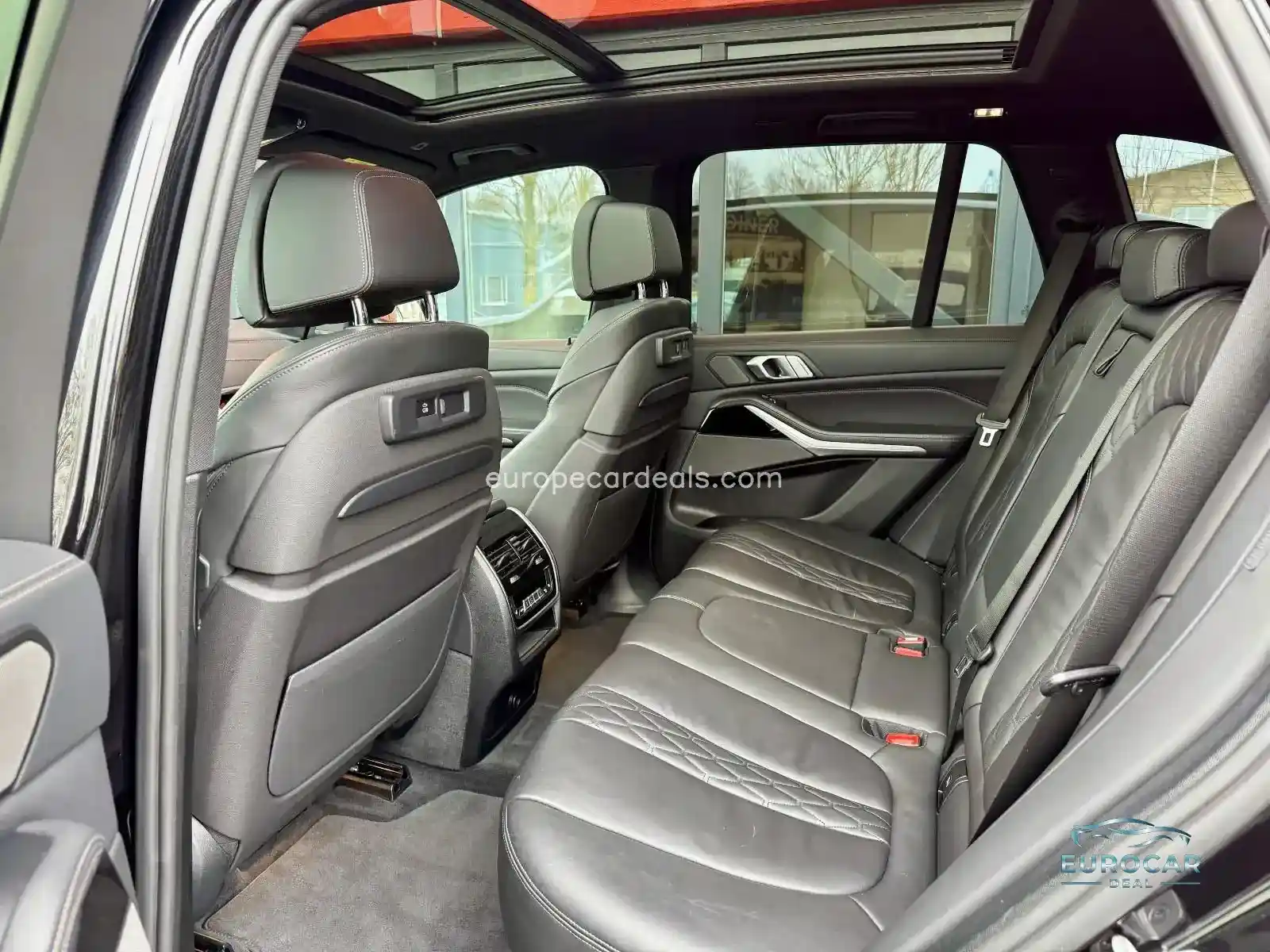 BMW X5 M50