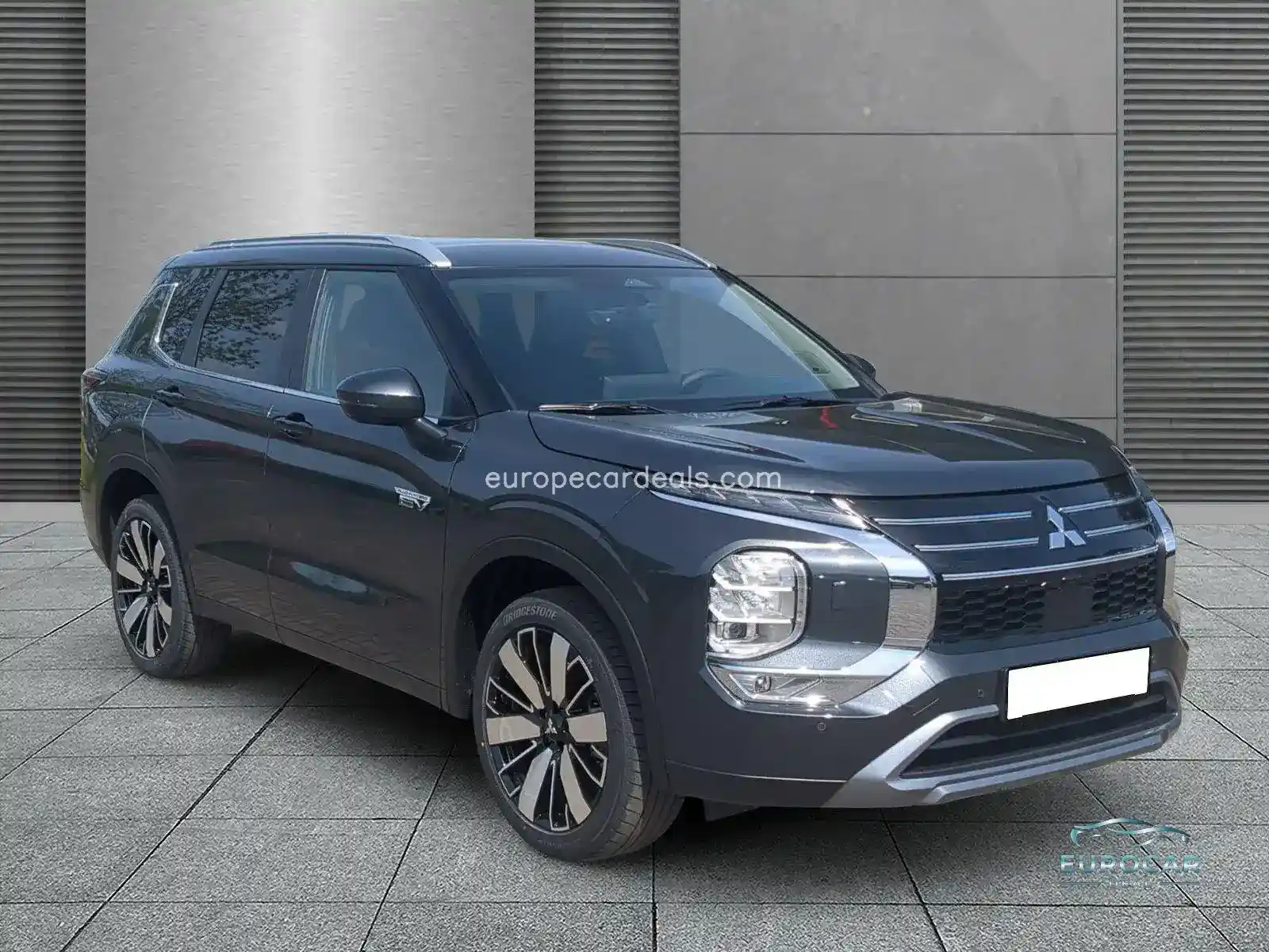 Mitsubishi Plug-in Hybrid Outlander