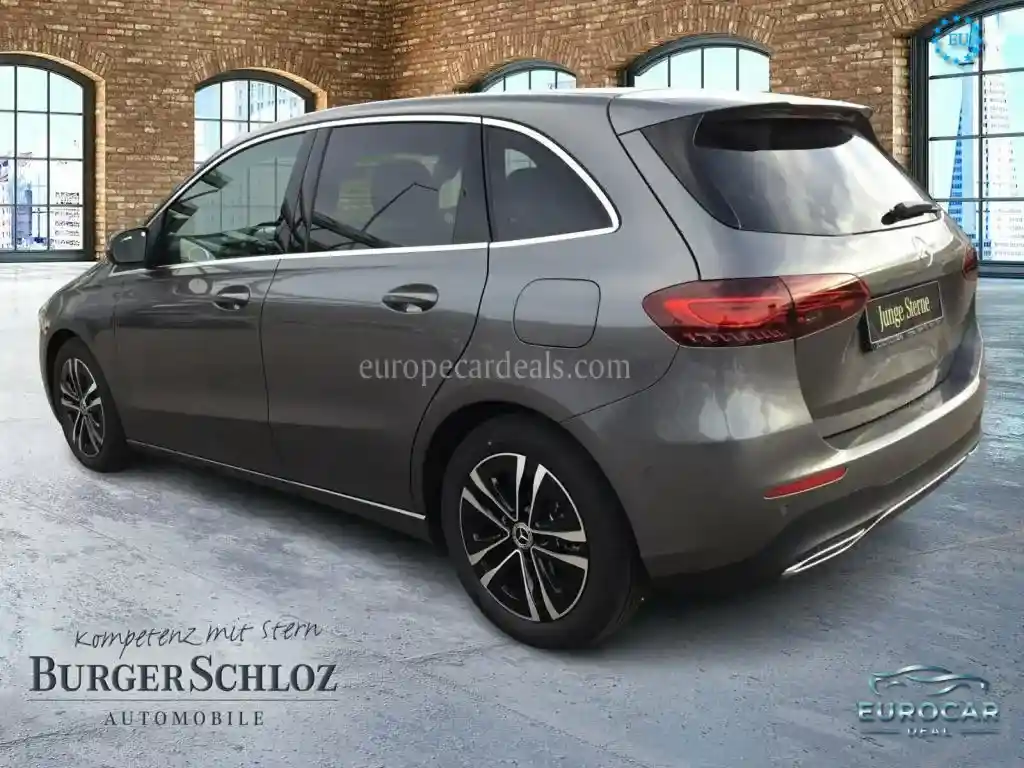 Mercedes-Benz B 180