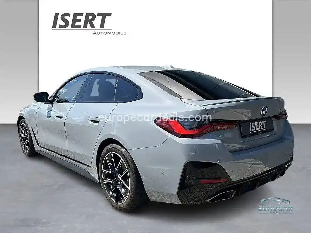 BMW M440