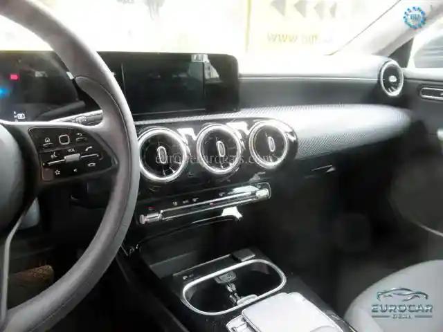 Mercedes-Benz CLA 200 Shooting Brake