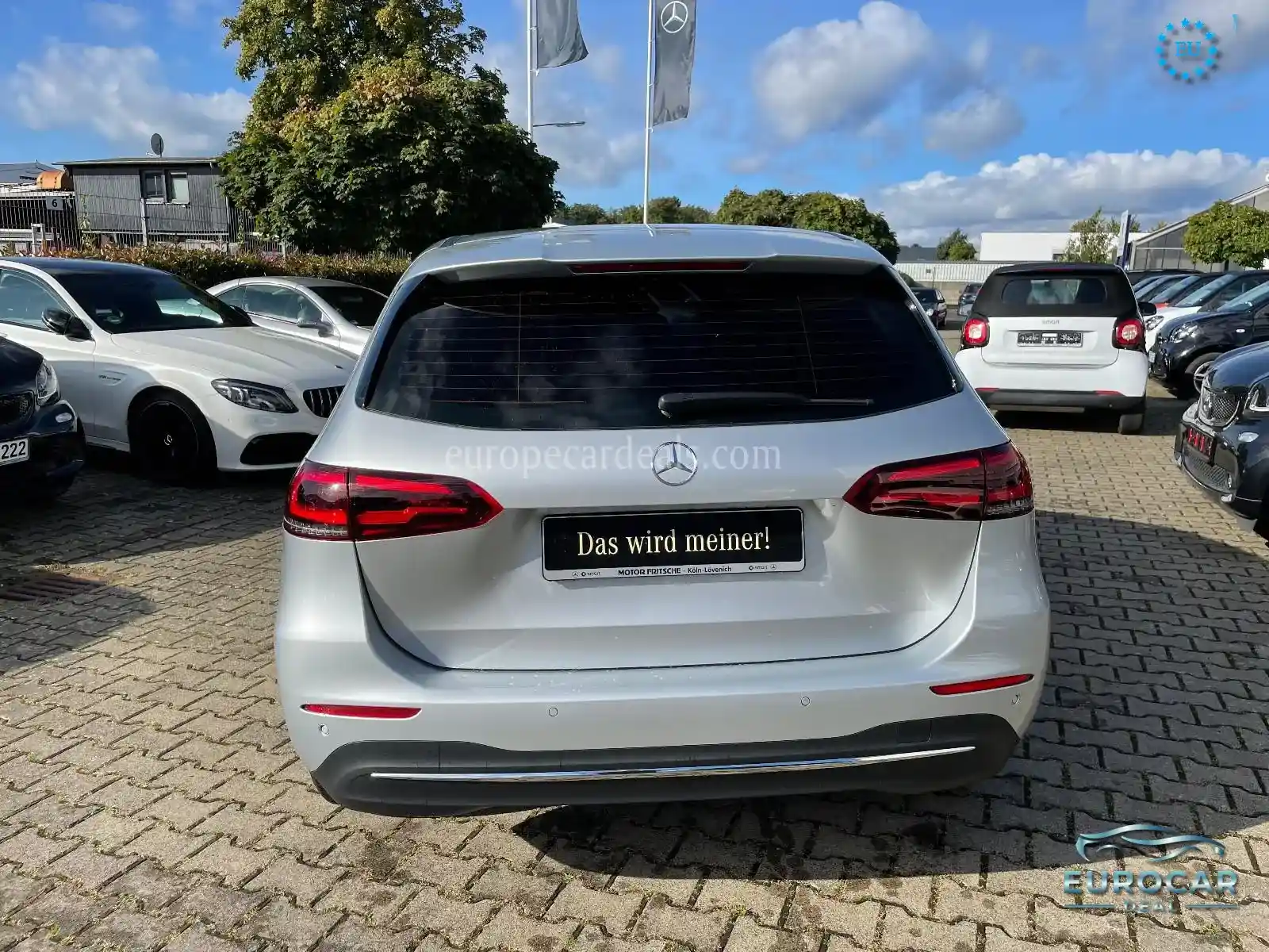 Mercedes-Benz B 180