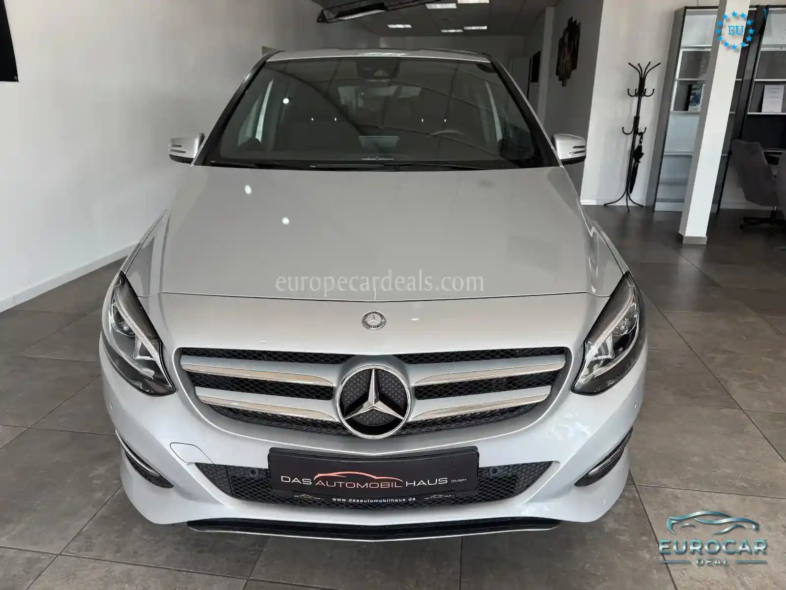 Mercedes-Benz B 180
