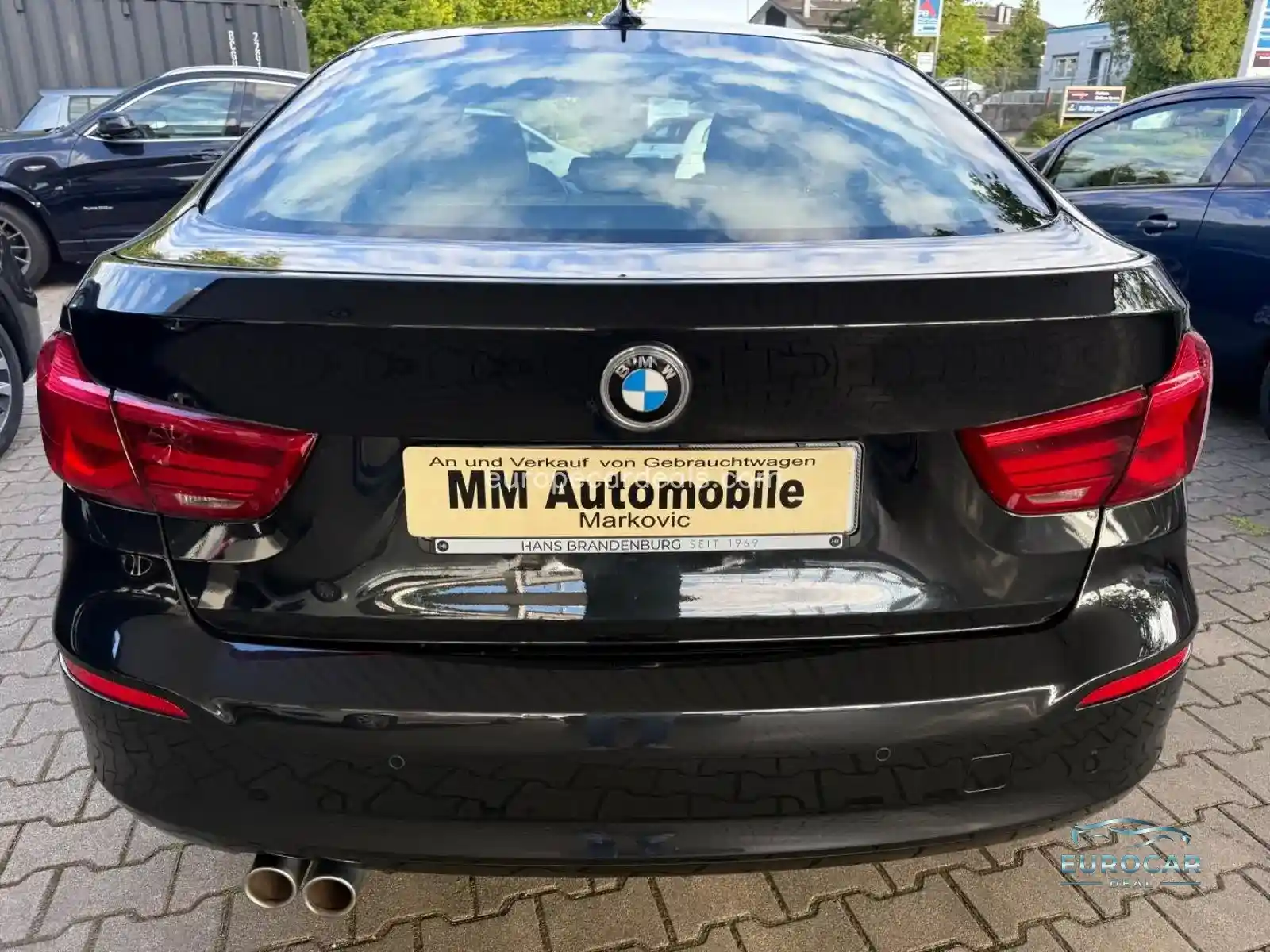 BMW 320