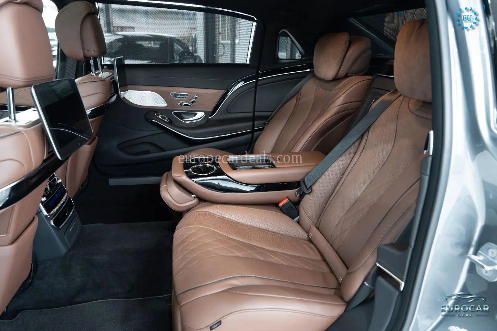 Mercedes-Benz S 560