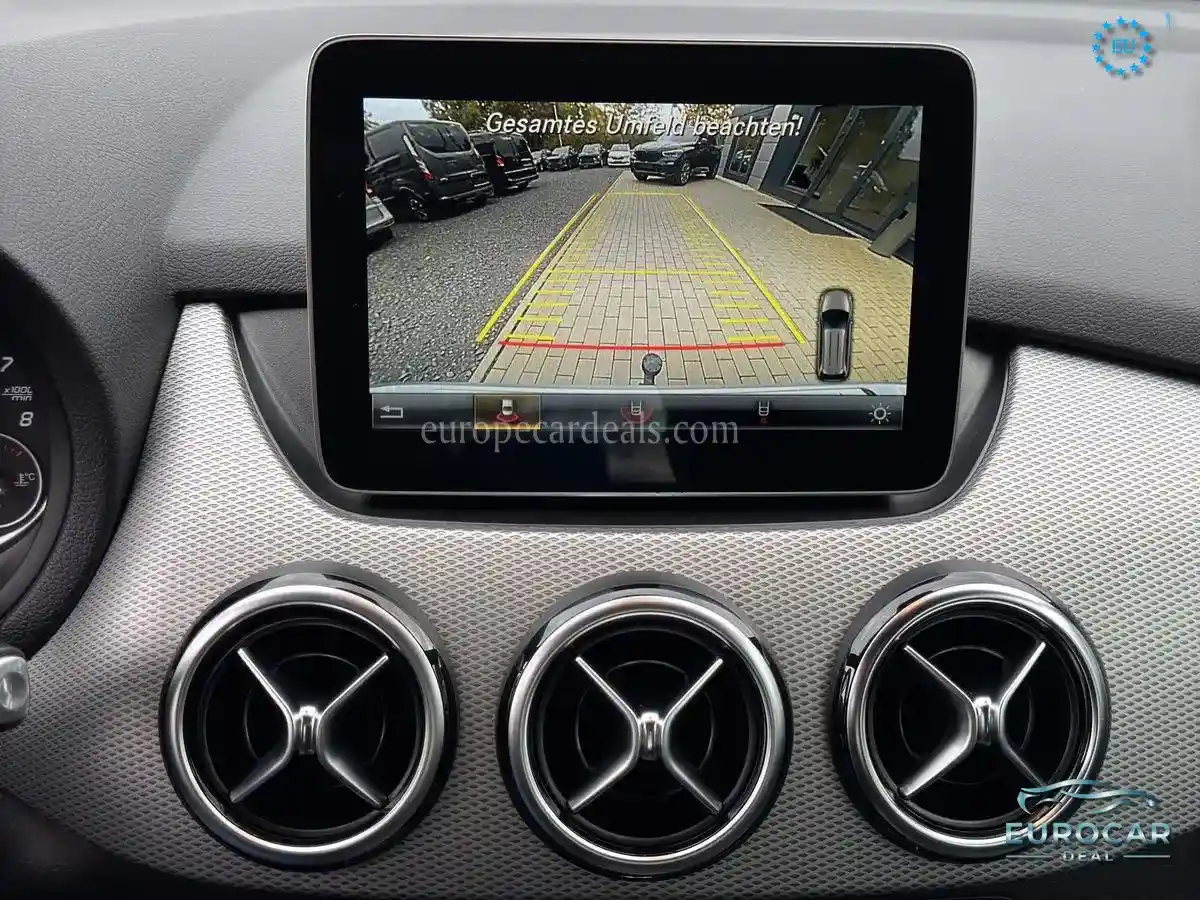 Mercedes-Benz B 200