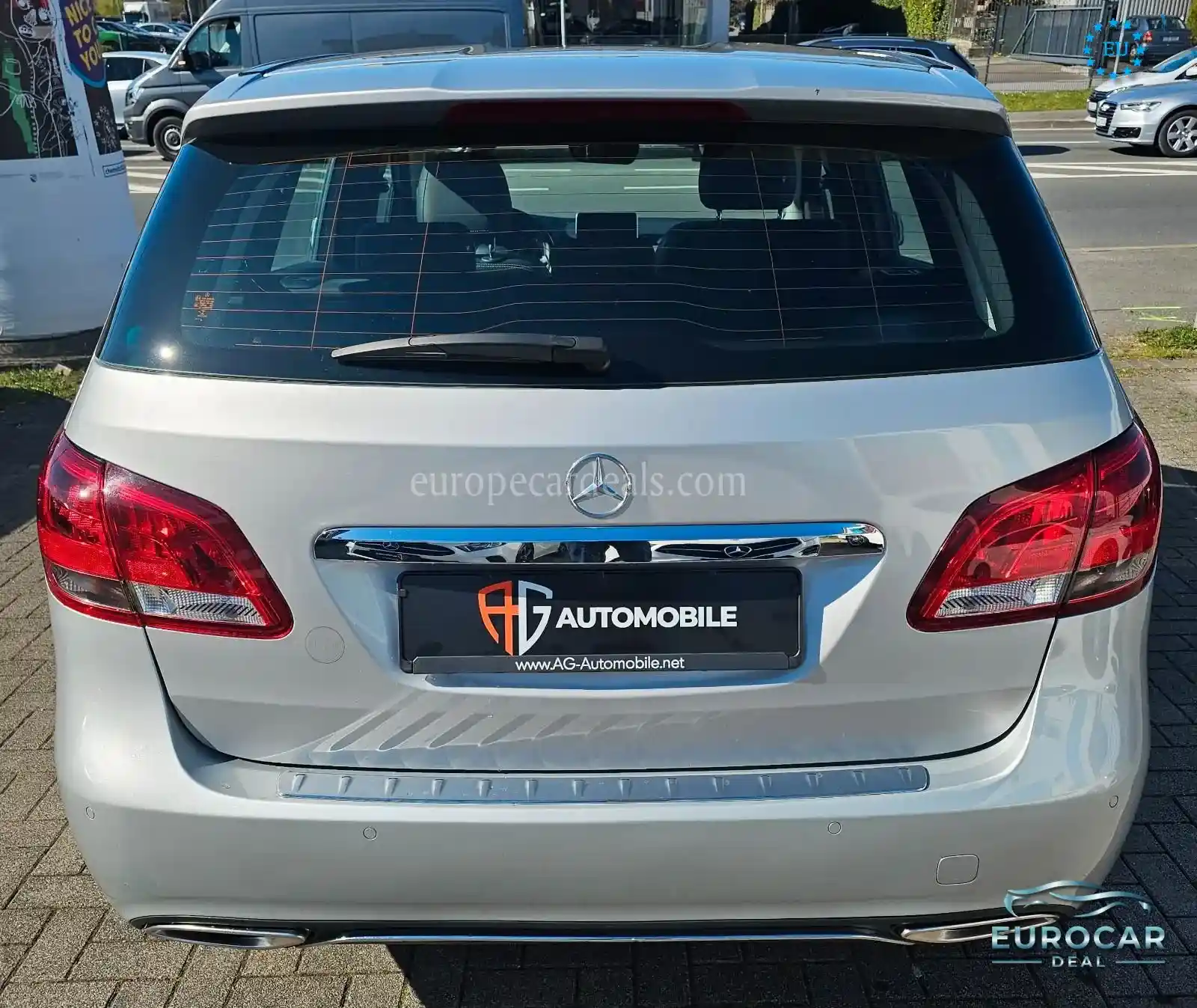 Mercedes-Benz B 180