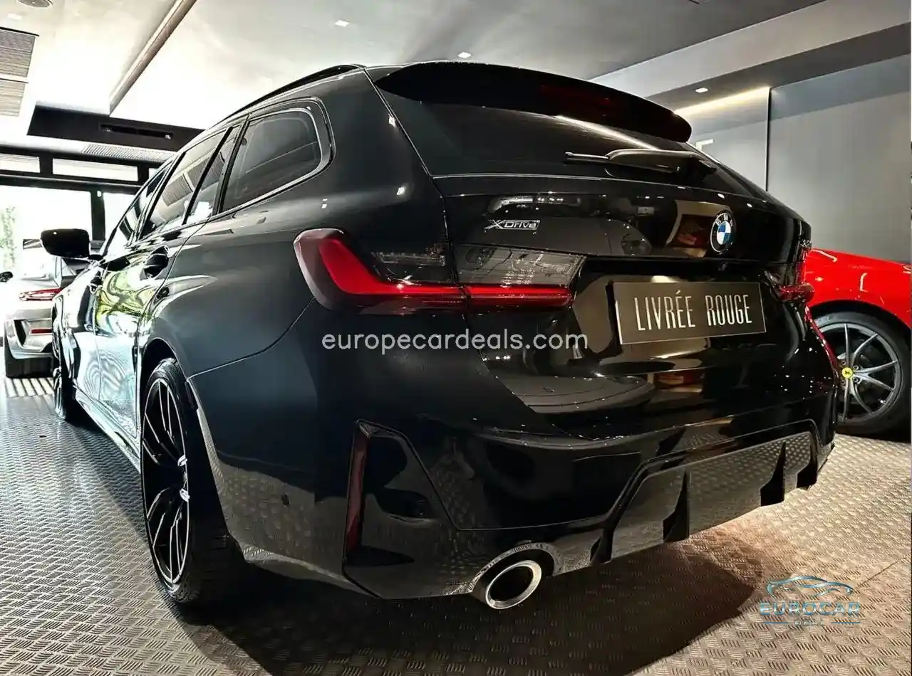 BMW 330