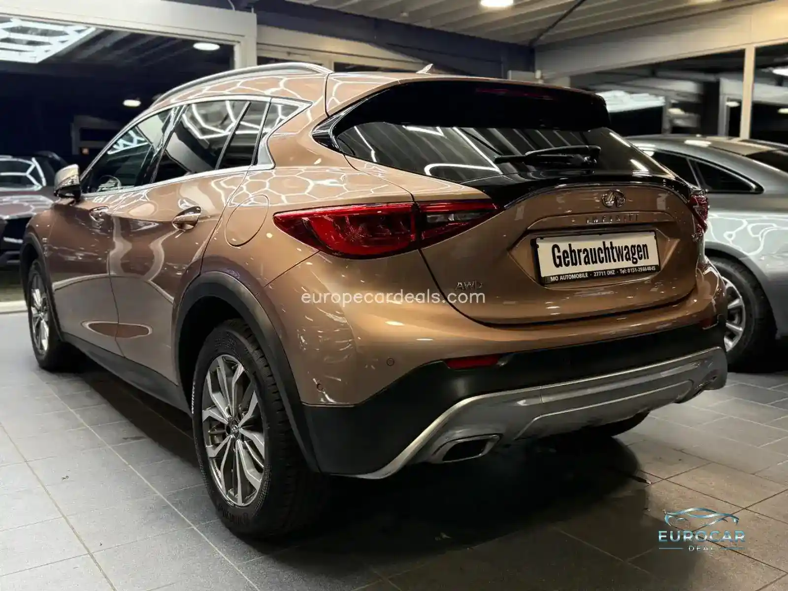 Infiniti QX30