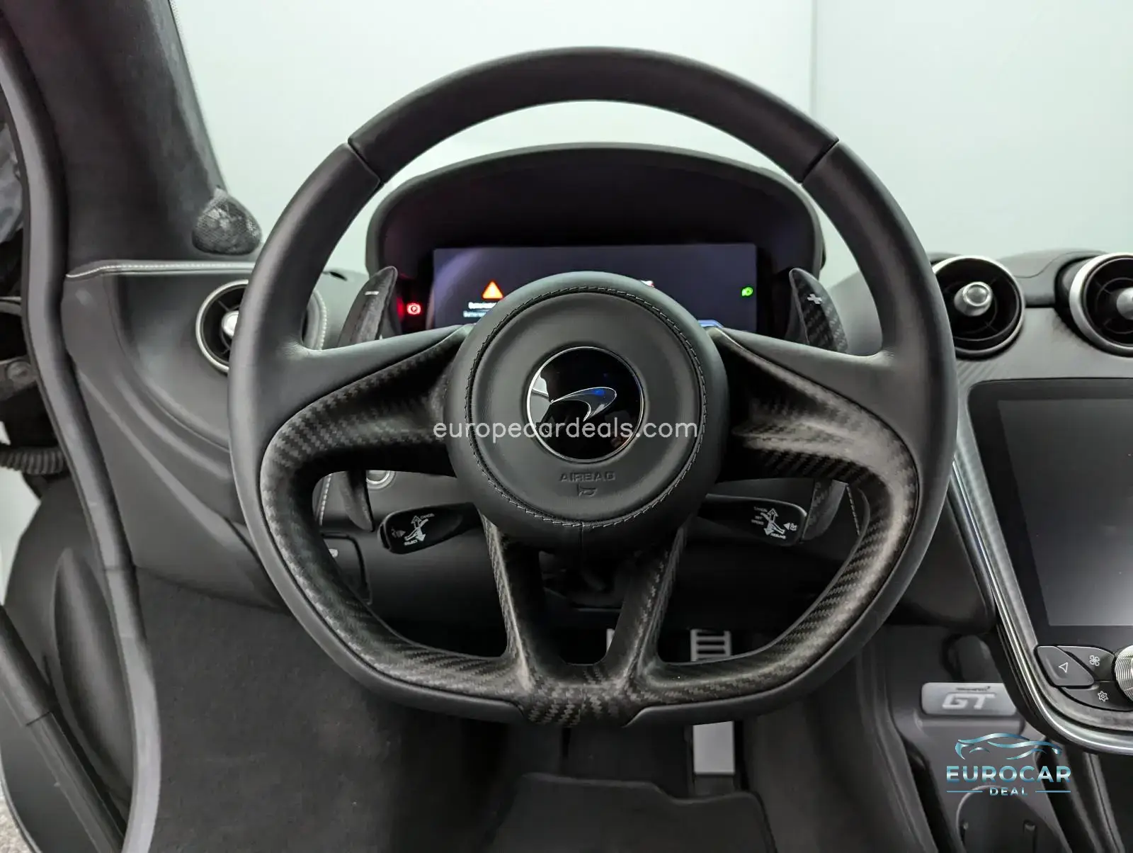 McLaren GT