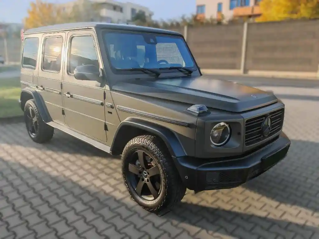Mercedes-Benz G 500