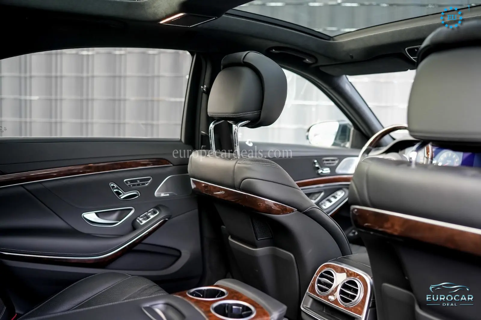Mercedes-Benz S 560