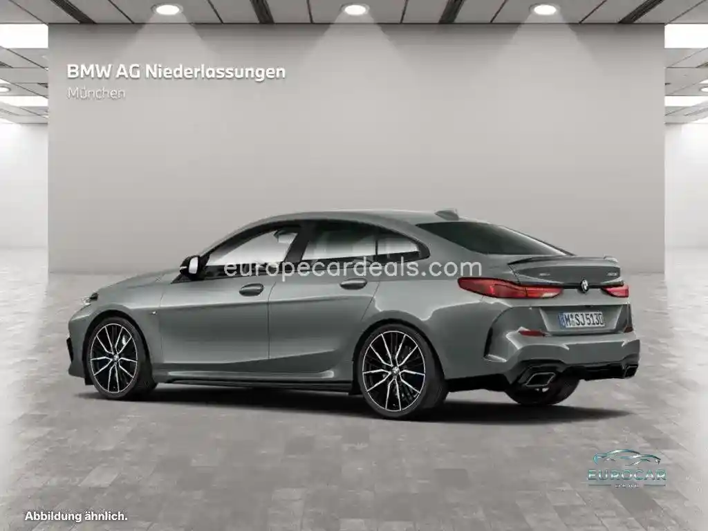 BMW M235