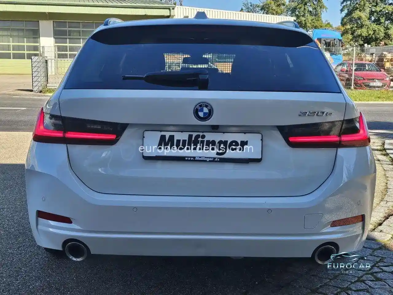 BMW 330
