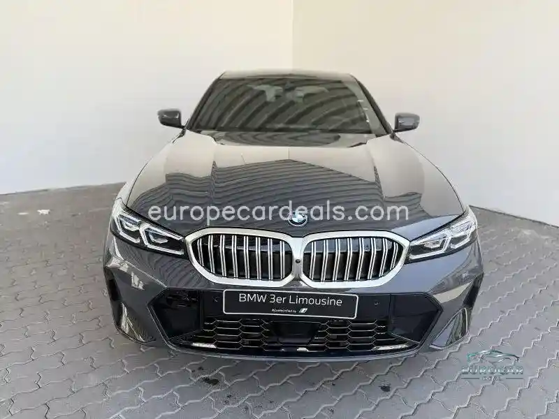 BMW 330